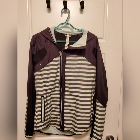 Lululemon Get up & Glow Jacket - Picture 1 of 3